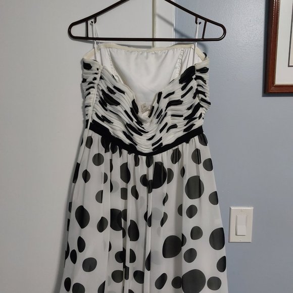 Guess Black and White strapless dress - Picture 2 of 4